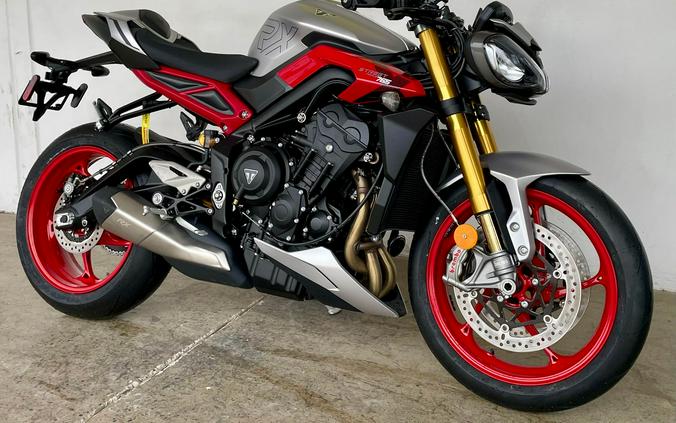 2026 Triumph STREET TRIPLE 765RX
