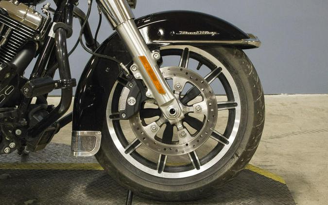 2014 Harley-Davidson® FLHR - Road King®