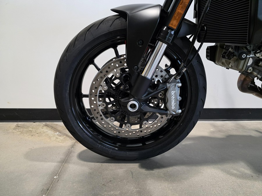 2025 Ducati Monster