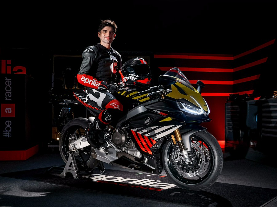 2027 Aprilia RS 660 Factory Shakedown Yellow - VS000803