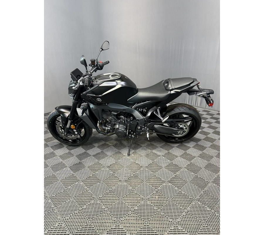 2026 YAMAHA MT 09 MATTE RAVEN BLACK