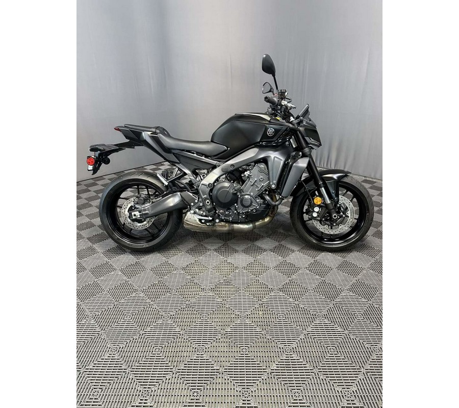 2026 YAMAHA MT 09 MATTE RAVEN BLACK