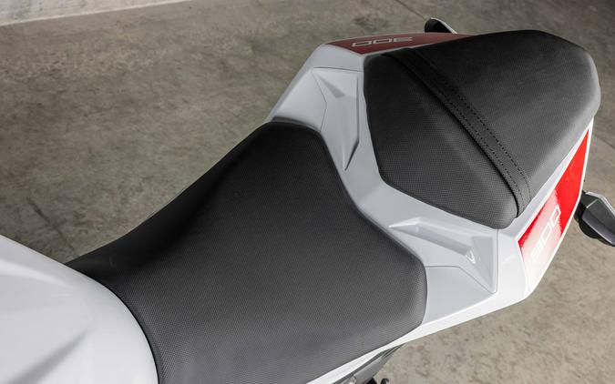 2026 Kawasaki Ninja 300 ABS Pearl Blizzard White - TRT02197