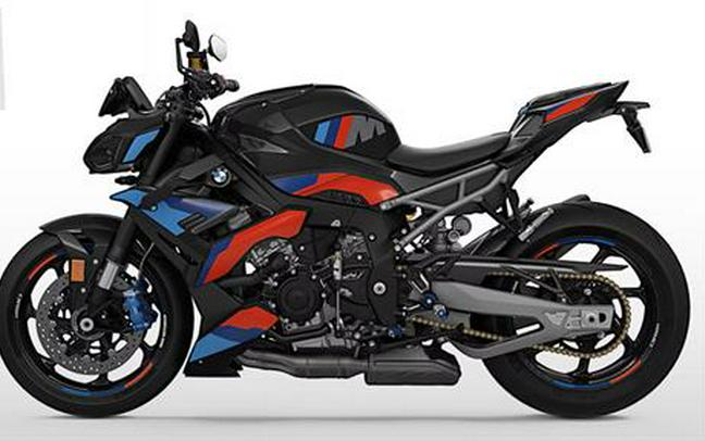 2026 BMW M 1000 R