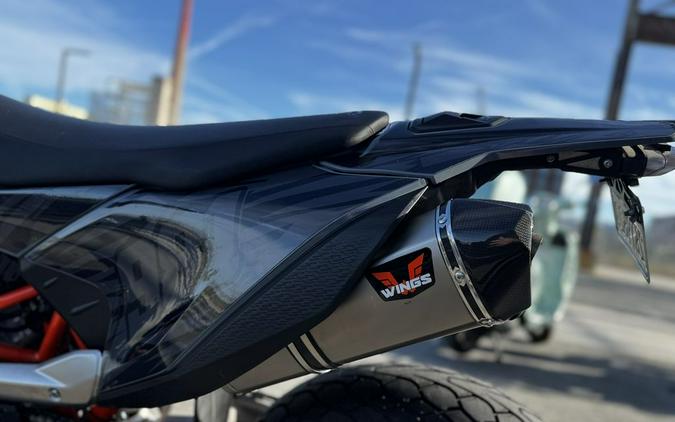 2022 KTM 690 SMC R