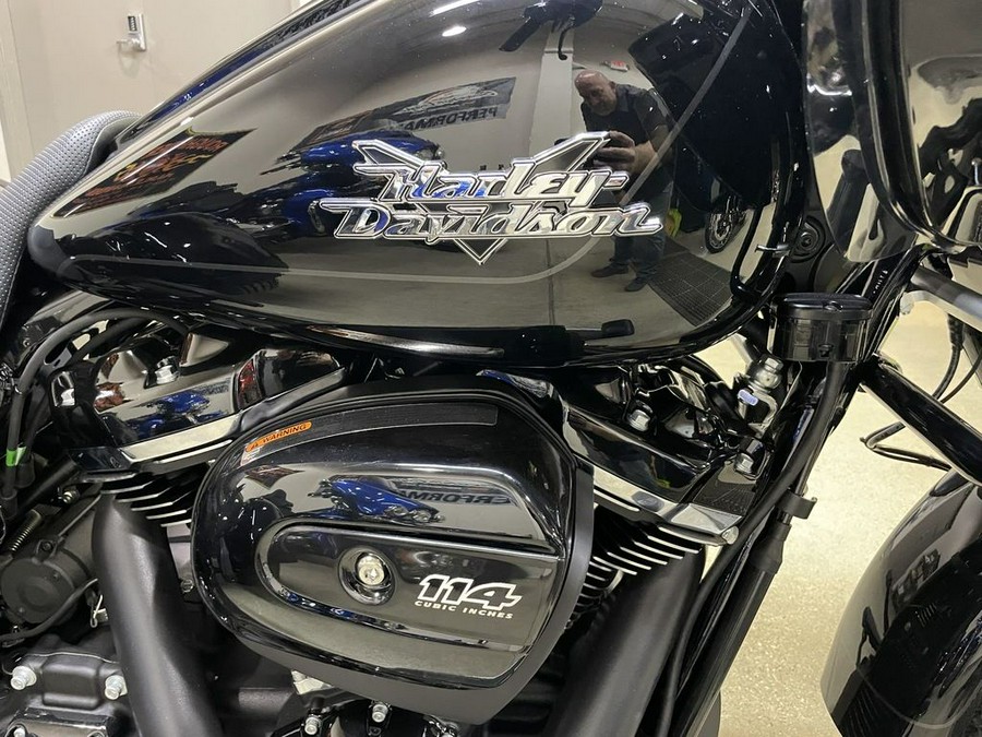 2024 Harley-Davidson® FLTRT - Road Glide® 3