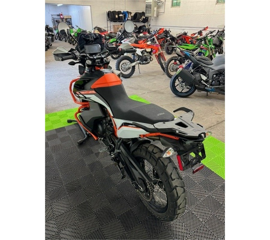 2021 KTM 890 Adventure R