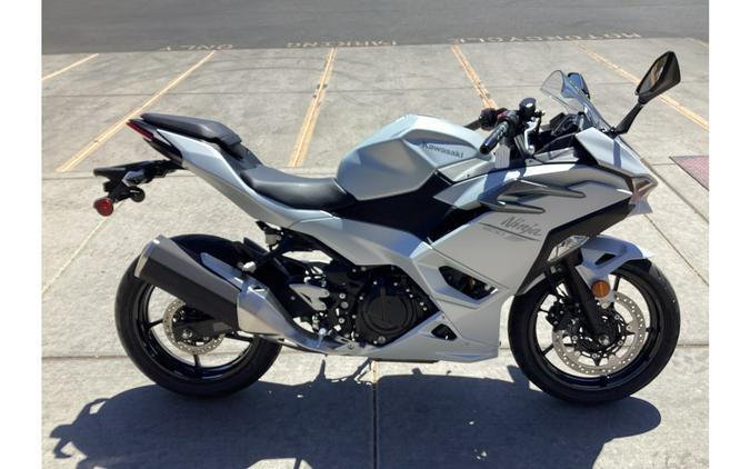 2025 Kawasaki Ninja® 500 ABS