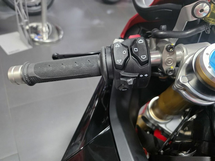 2026 Ducati Panigale V4 S Corse