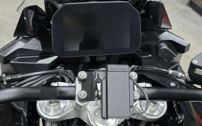 2026 BMW F 900 XR