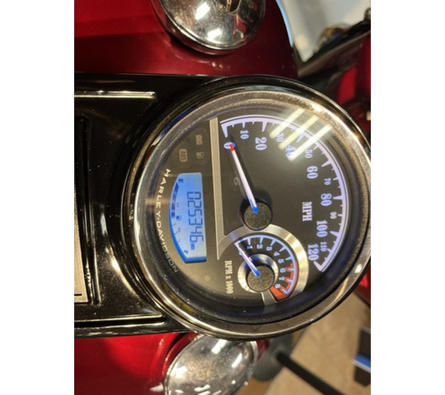 2014 Harley-Davidson Touring FLHP - Road King Police