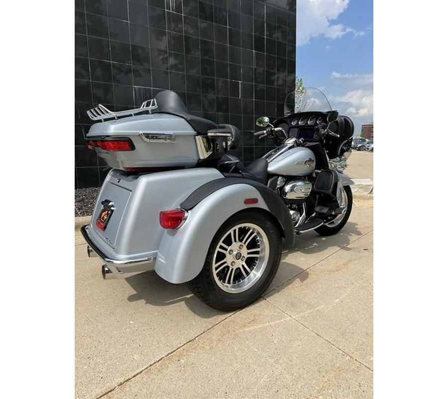 2023 Harley-Davidson® FLHTCUTG - Tri Glide® Ultra