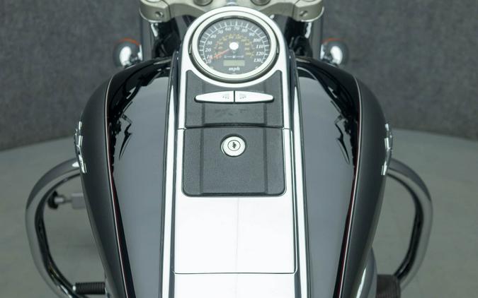 2005 SUZUKI C90 BOULEVARD 1500