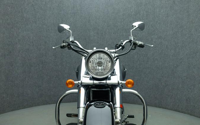 2005 SUZUKI C90 BOULEVARD 1500