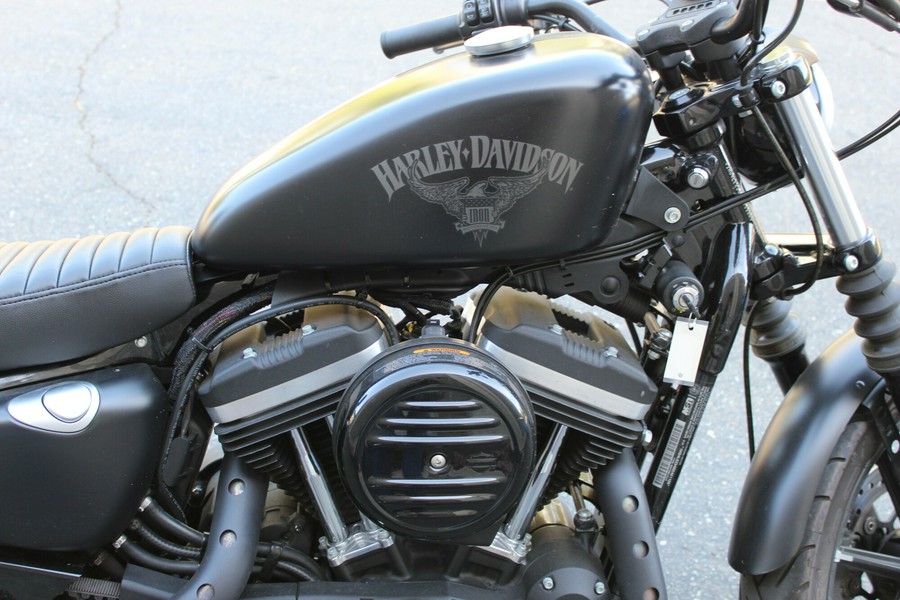 2016 Harley-Davidson® Iron 883™ Black Denim