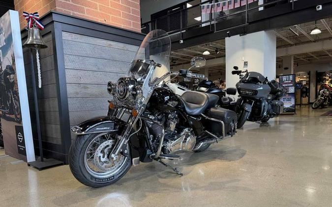 2018 Harley-Davidson® FLHR - Road King®