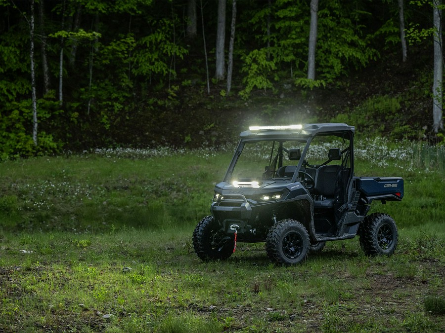 2026 Can-Am Defender XT HD11