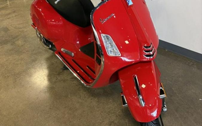 2023 Vespa GTS Super 300