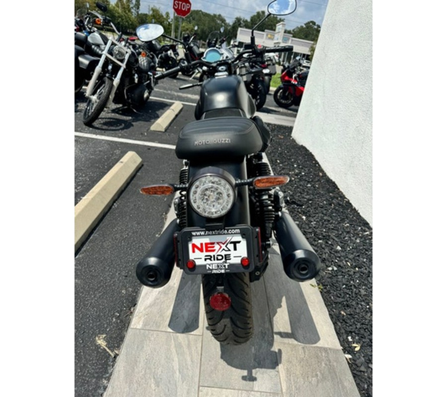 2023 Moto Guzzi V7 Stone