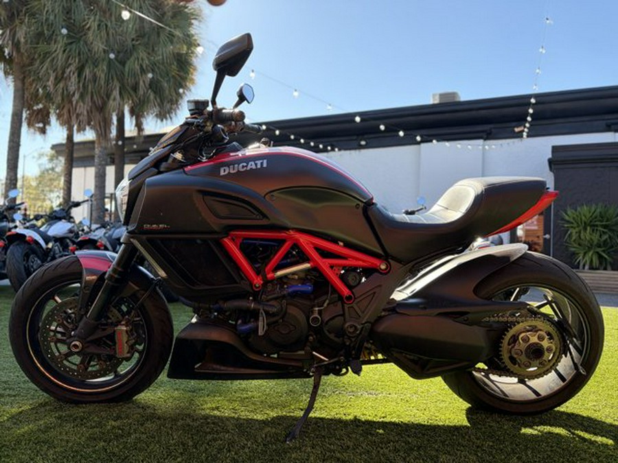 2015 Ducati Diavel Carbon
