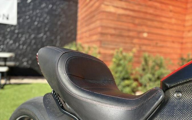 2015 Ducati Diavel Carbon
