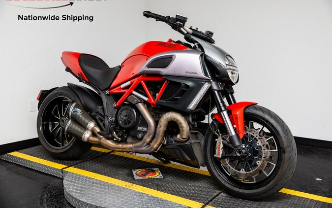 2012 DUCATI DIAVEL CARBON - $7,999.00