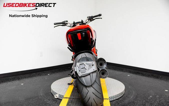 2012 DUCATI DIAVEL CARBON - $7,999.00