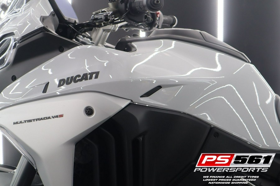 2023 Ducati Multistrada V4 S Travel & Radar