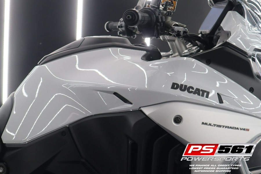 2023 Ducati Multistrada V4 S Travel & Radar