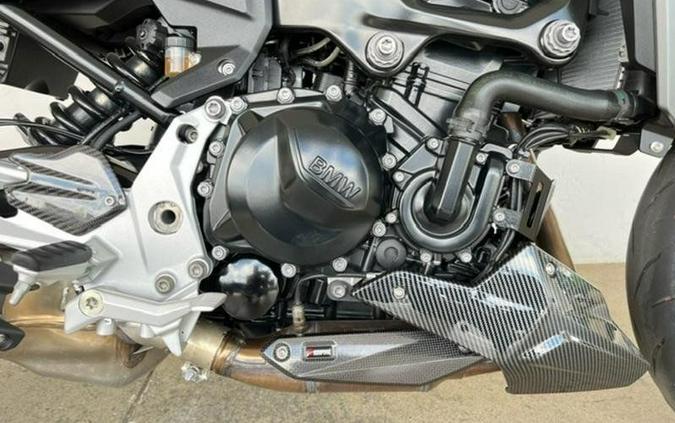 2020 BMW F 900 R Review (15 Fast Facts)