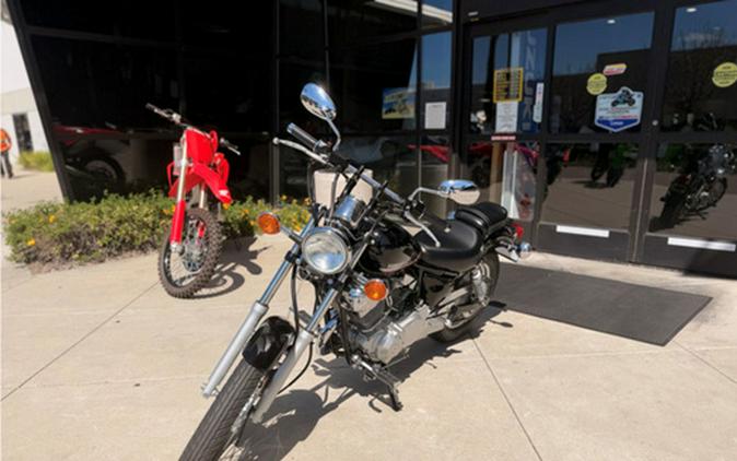 2025 Yamaha V Star 250