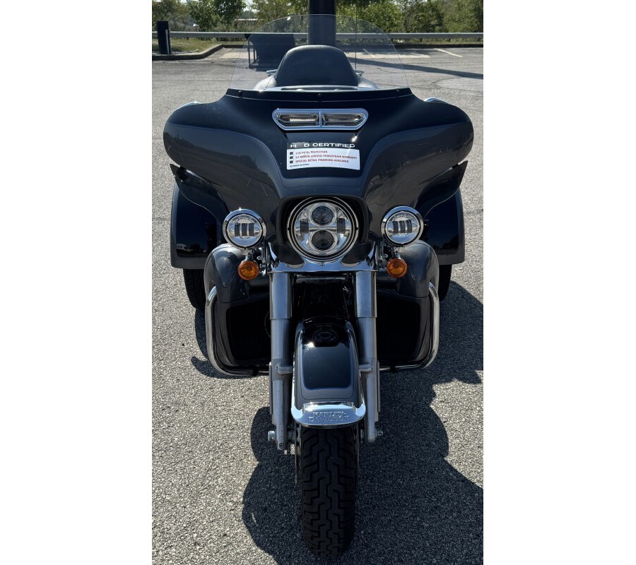 2022 Harley-Davidson Tri Glide Ultra FLHTCUTG GNT GRY MTL/BLK W/ PIN