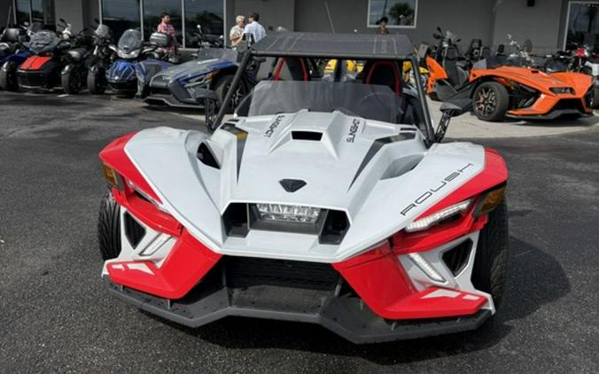 2024 Polaris Slingshot® ROUSH® Edition Manual