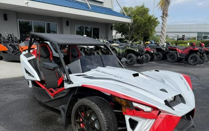 2024 Polaris Slingshot® ROUSH® Edition Manual