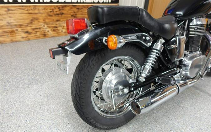 2008 Suzuki Boulevard S40