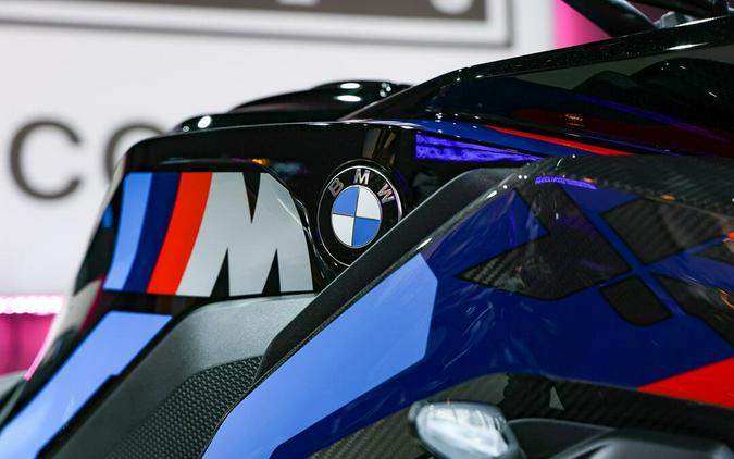 2025 BMW M 1000 XR