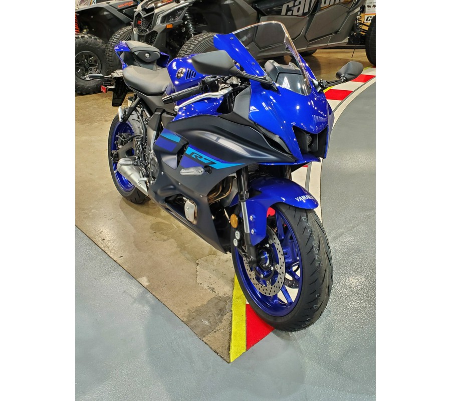 2024 Yamaha YZF-R7