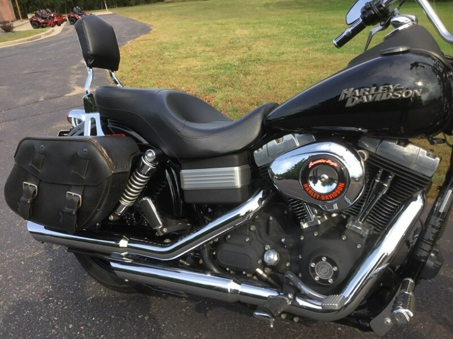 2010 Harley-Davidson® Street Bob® BLACK