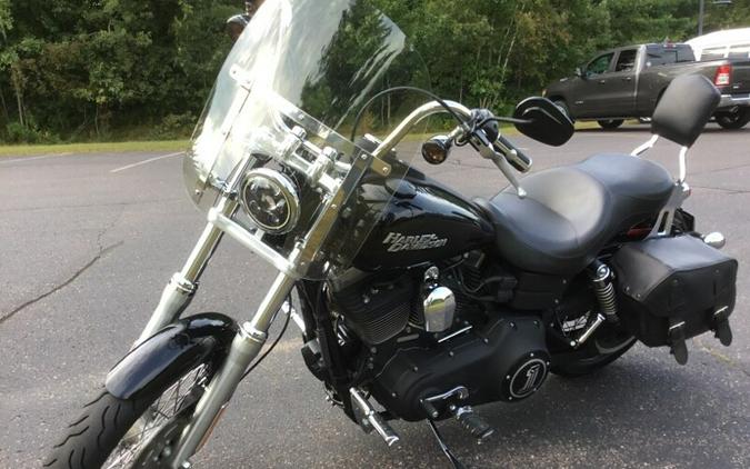 2010 Harley-Davidson® Street Bob® BLACK