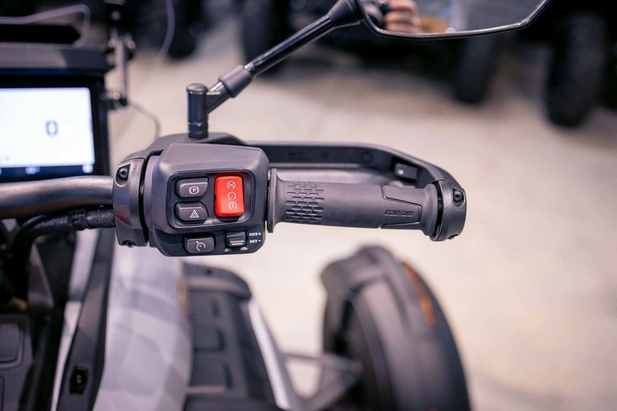 2025 Can-Am® Canyon XT