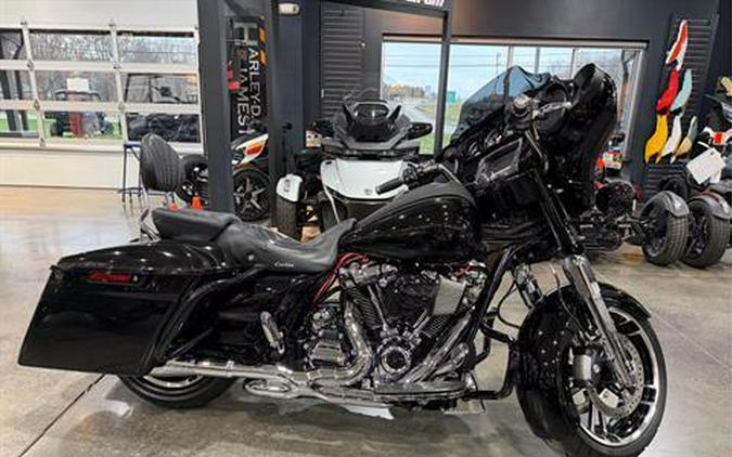2017 Harley-Davidson Street Glide® Special