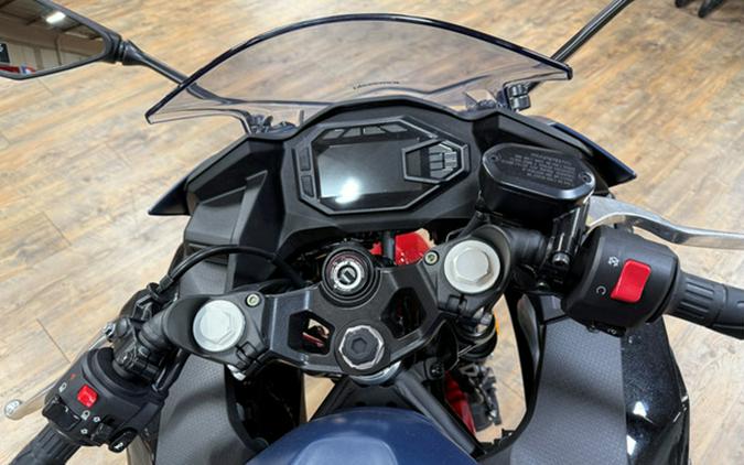 2026 Kawasaki Ninja 500 ABS Metallic Matte Twilight Blue