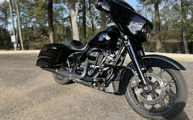 FLHXS 2020 Street Glide® Special