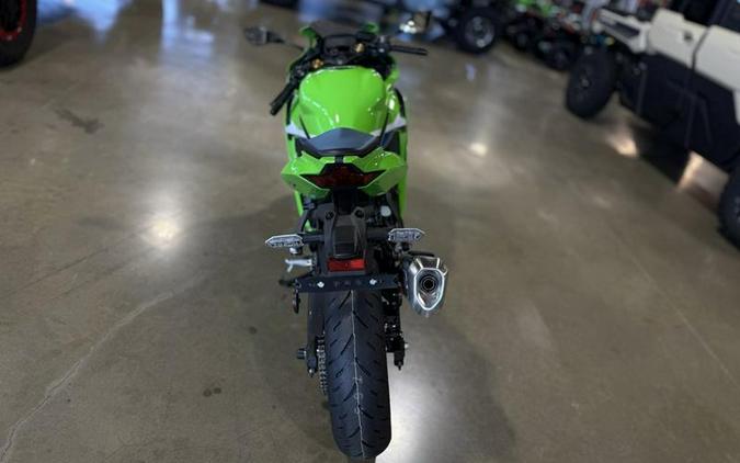 2026 Kawasaki Ninja® ZX™-4RR ABS