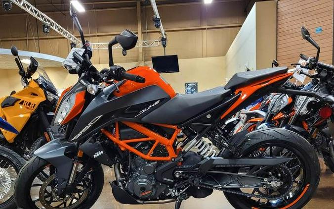 2023 KTM 390 Duke