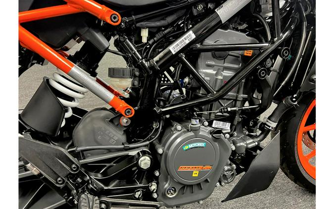 2023 KTM 200 DUKE