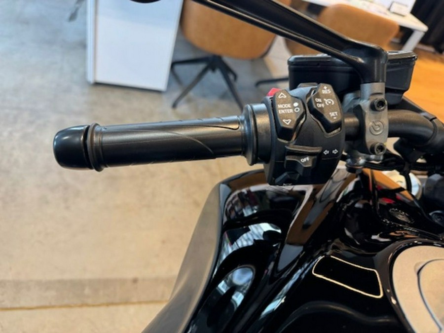 2024 Ducati Diavel V4