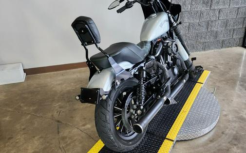 2015 Harley-Davidson® Iron 883™ XL 883N