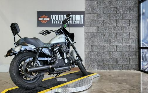 2015 Harley-Davidson® Iron 883™ XL 883N