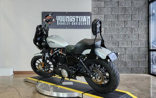 2015 Harley-Davidson® Iron 883™ XL 883N